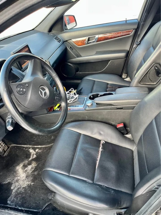 2011 Mercedes-Benz W204 C-Class - Image 8 of 10
