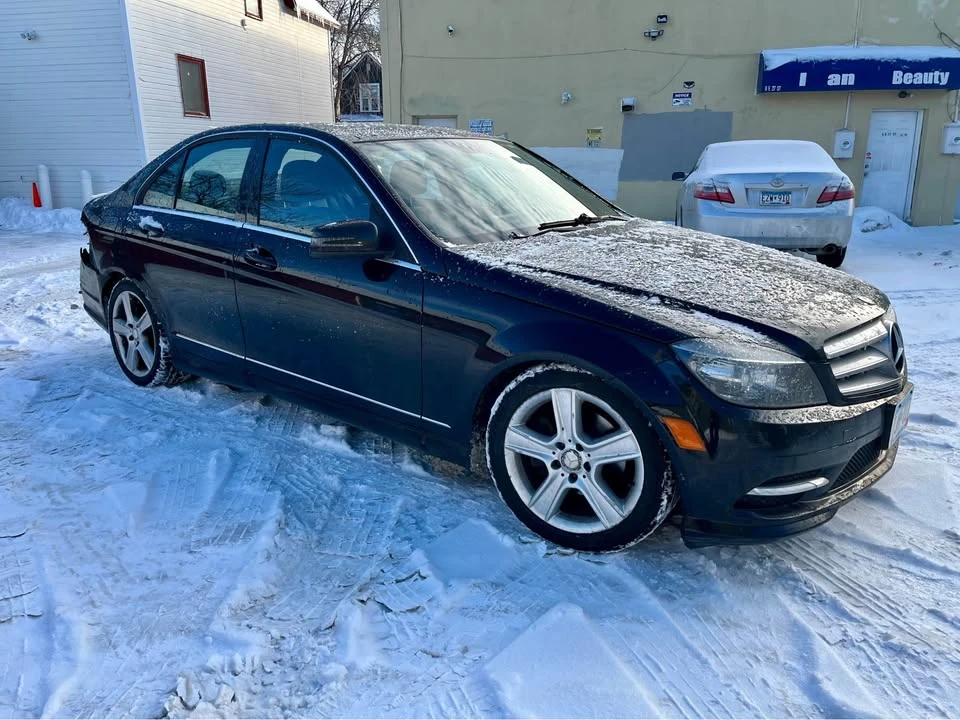 2011 Mercedes-Benz W204 C-Class - Image 2 of 10