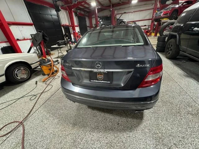 2011 Mercedes-Benz W204 C-Class - Image 8 of 16