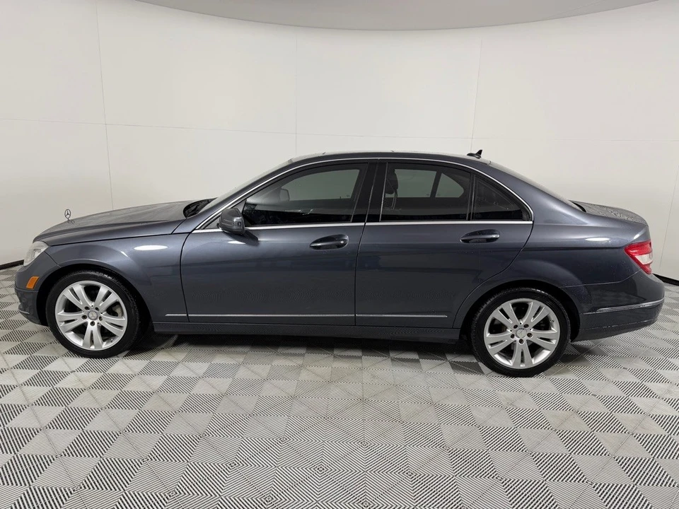 2011 Mercedes-Benz W204 C-Class - Image 6 of 12