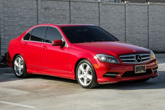 2011 Mercedes-Benz W204 C-Class - Image 9 of 31