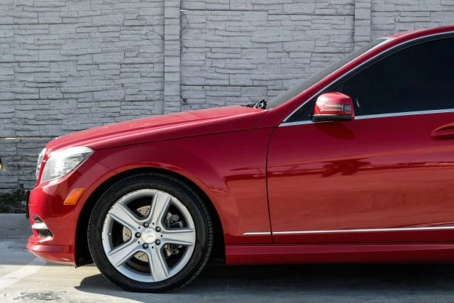 2011 Mercedes-Benz W204 C-Class - Image 15 of 31