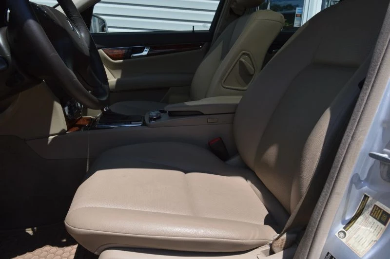 2011 Mercedes-Benz W204 C-Class - Image 12 of 12