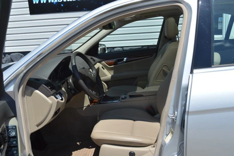 2011 Mercedes-Benz W204 C-Class - Image 10 of 12