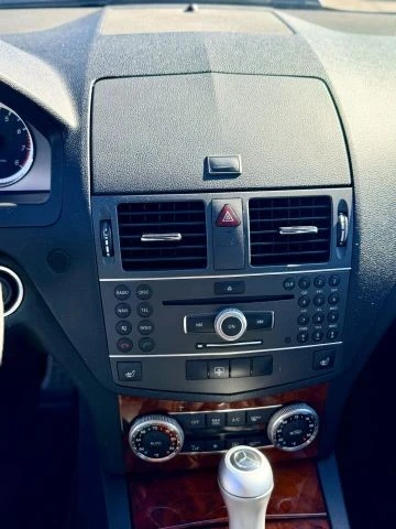 2011 Mercedes-Benz W204 C-Class - Image 21 of 21