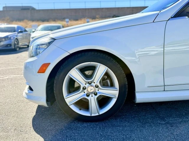 2011 Mercedes-Benz W204 C-Class - Image 10 of 21