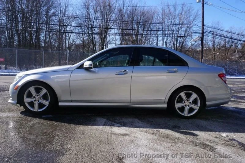 2011 Mercedes-Benz W204 C-Class - Image 4 of 12