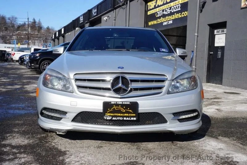 2011 Mercedes-Benz W204 C-Class - Image 2 of 12