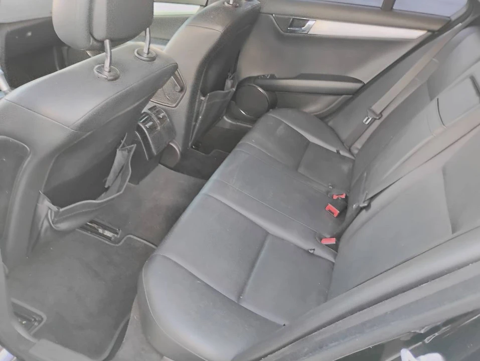 2011 Mercedes-Benz W204 C-Class - Image 7 of 8