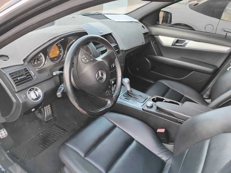 2011 Mercedes-Benz W204 C-Class - Image 6 of 8