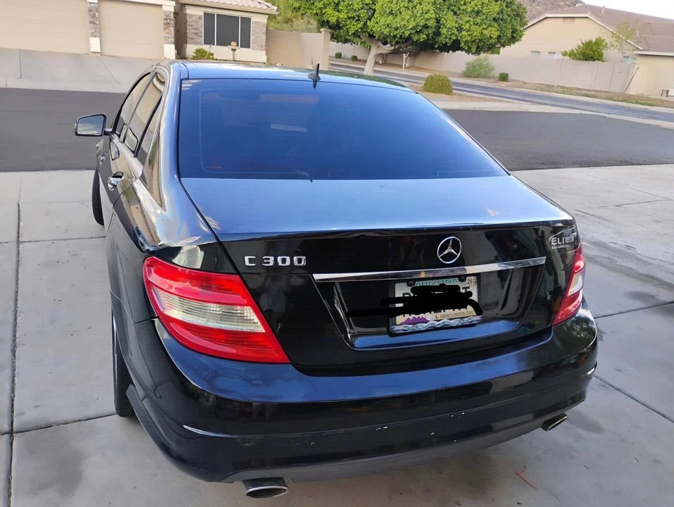 2011 Mercedes-Benz W204 C-Class - Image 3 of 8
