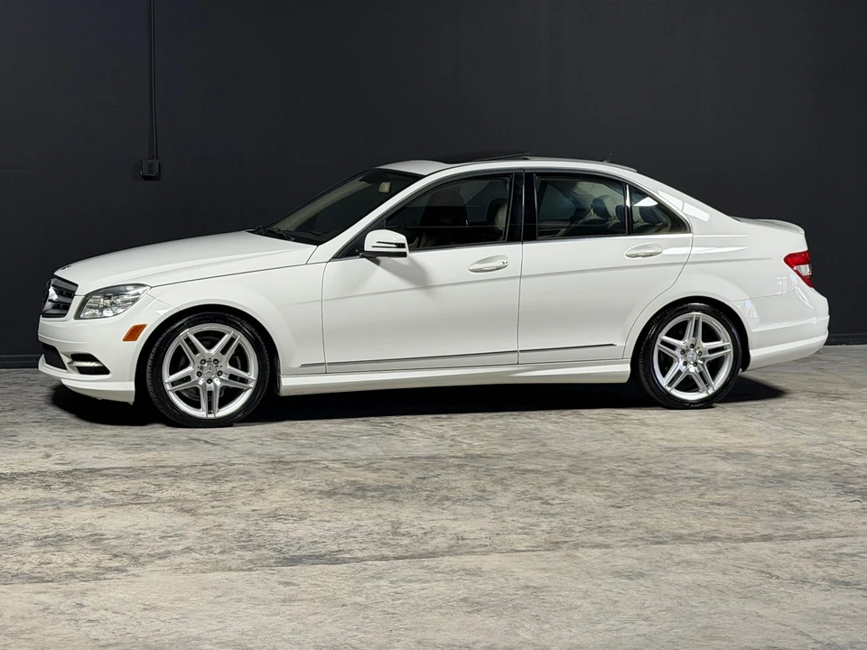 2011 Mercedes-Benz W204 C-Class - Image 20 of 31