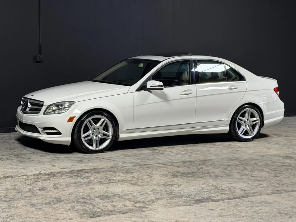 2011 Mercedes-Benz W204 C-Class - Image 2 of 31