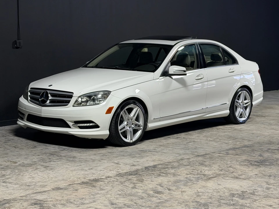 2011 Mercedes-Benz W204 C-Class - Image 3 of 31