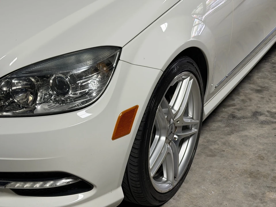 2011 Mercedes-Benz W204 C-Class - Image 25 of 31