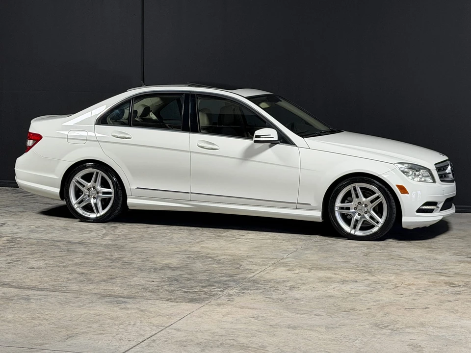 2011 Mercedes-Benz W204 C-Class - Image 8 of 31