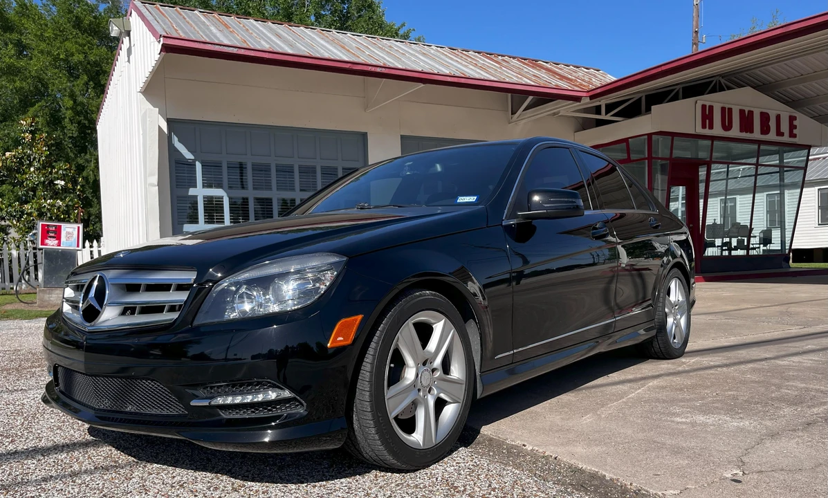 2011 Mercedes-Benz W204 C-Class - Image 9 of 25