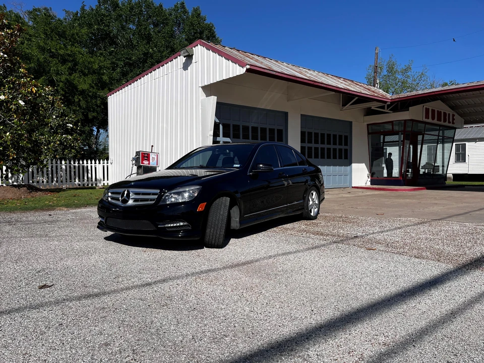 2011 Mercedes-Benz W204 C-Class - Image 10 of 25
