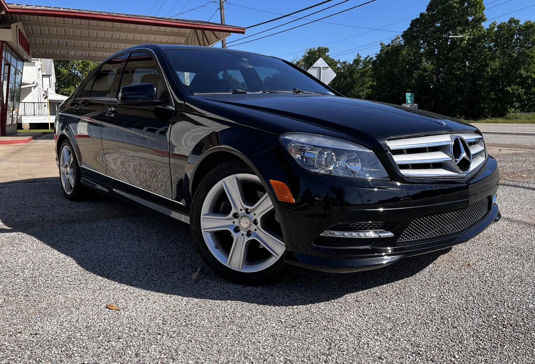 2011 Mercedes-Benz W204 C-Class - Image 20 of 25