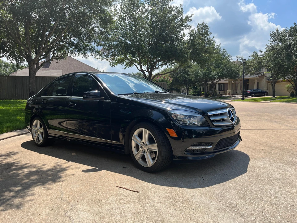2011 Mercedes-Benz W204 C-Class - Image 19 of 25
