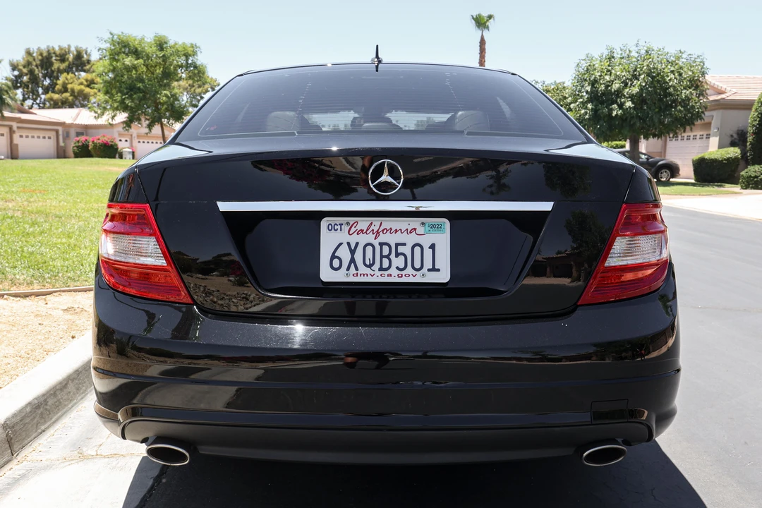 2011 Mercedes-Benz W204 C-Class - Image 11 of 31