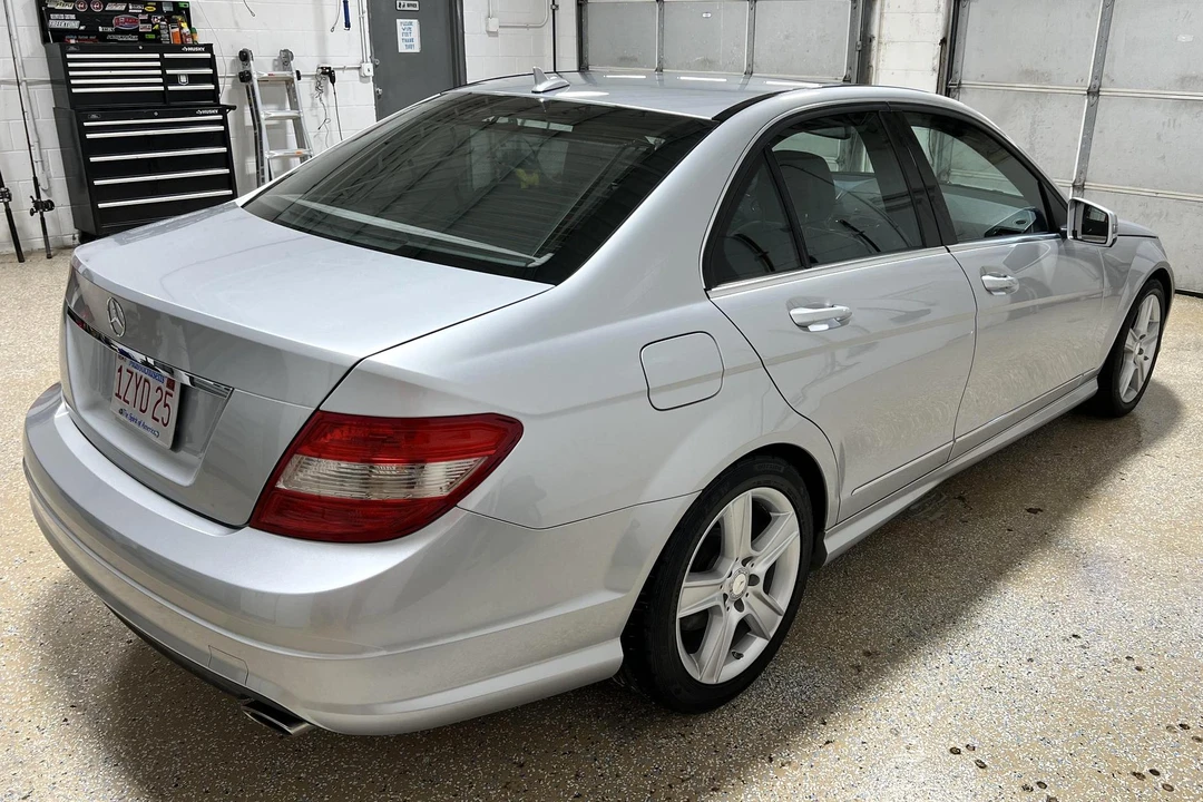 2011 Mercedes-Benz W204 C-Class - Image 4 of 31