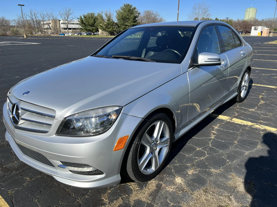 2011 Mercedes-Benz W204 C-Class - Image 6 of 31