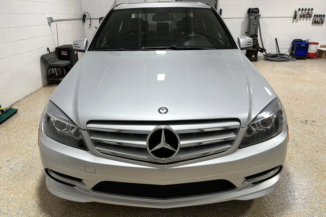 2011 Mercedes-Benz W204 C-Class - Image 2 of 31