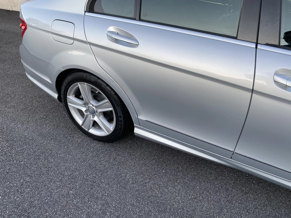 2011 Mercedes-Benz W204 C-Class - Image 24 of 31