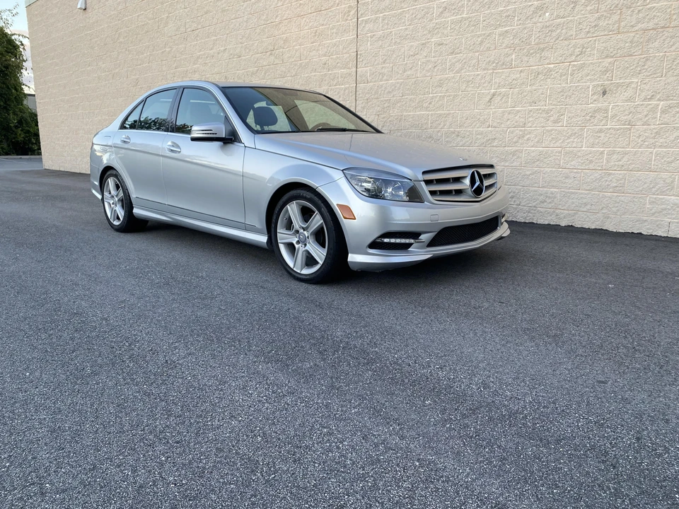 2011 Mercedes-Benz W204 C-Class - Image 10 of 31