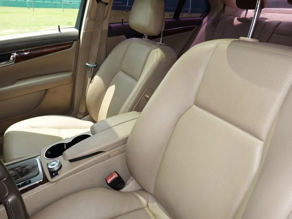 2011 Mercedes-Benz W204 C-Class - Image 4 of 8