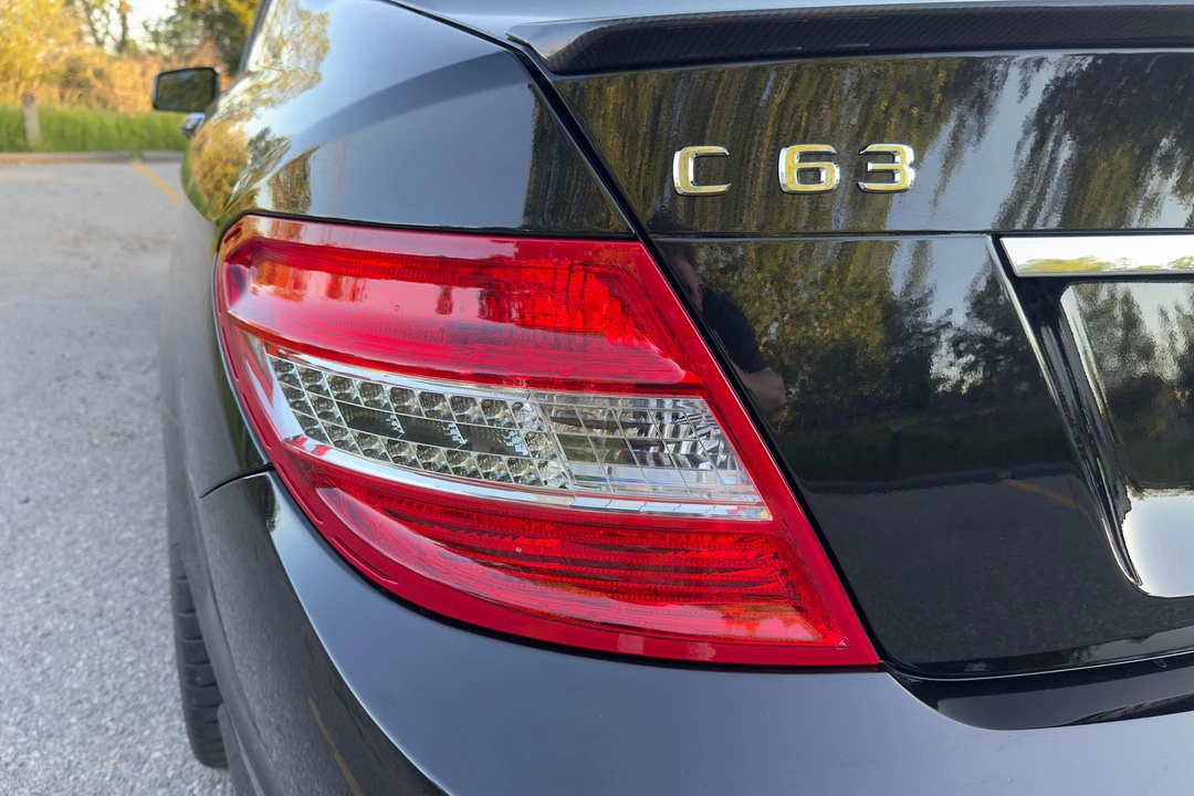2011 Mercedes-Benz W204 C 63 AMG - Image 20 of 31