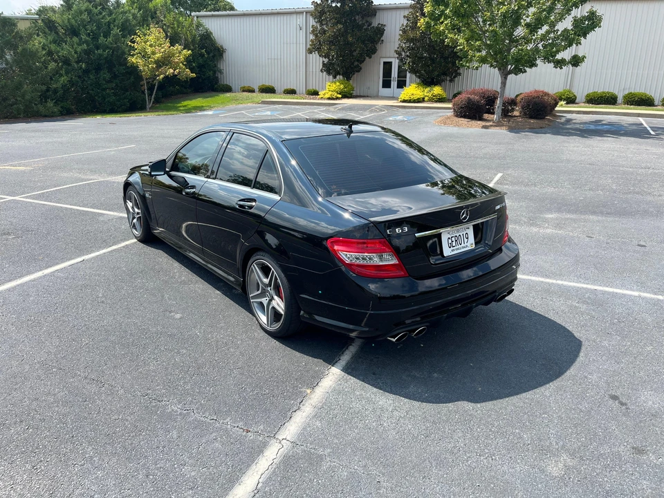 2011 Mercedes-Benz W204 C 63 AMG - Image 25 of 31