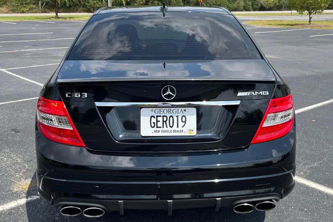 2011 Mercedes-Benz W204 C 63 AMG - Image 5 of 31