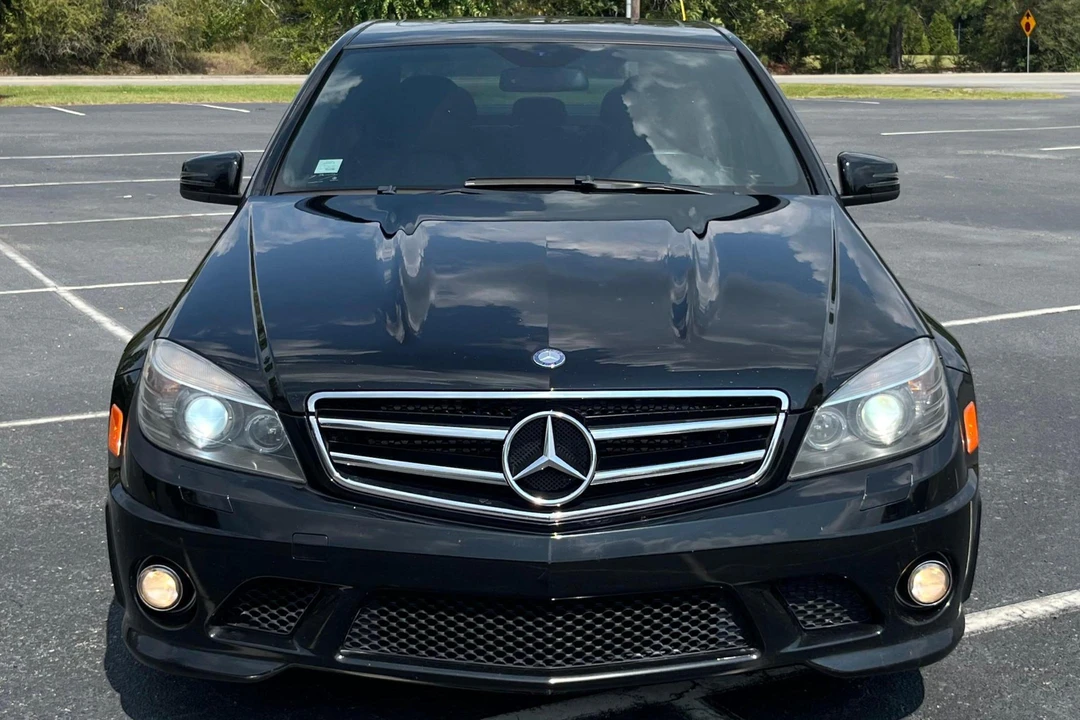 2011 Mercedes-Benz W204 C 63 AMG - Image 2 of 31