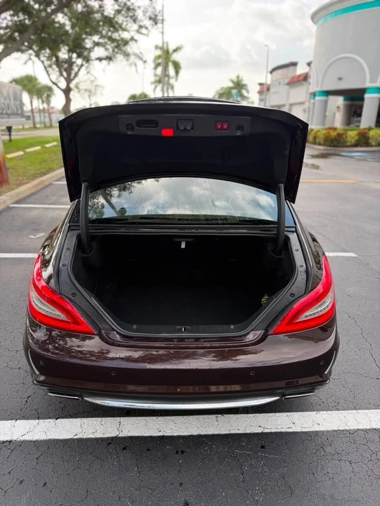 2011 Mercedes-Benz C218 CLS-Class - Image 3 of 8
