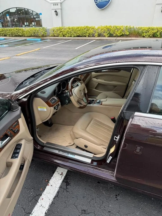 2011 Mercedes-Benz C218 CLS-Class - Image 8 of 8