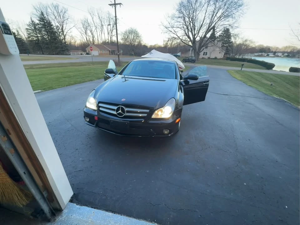 2011 Mercedes-Benz C218 CLS-Class - Image 2 of 10