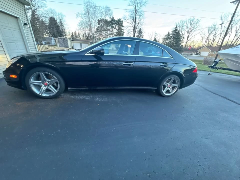 2011 Mercedes-Benz C218 CLS-Class - Image 6 of 10