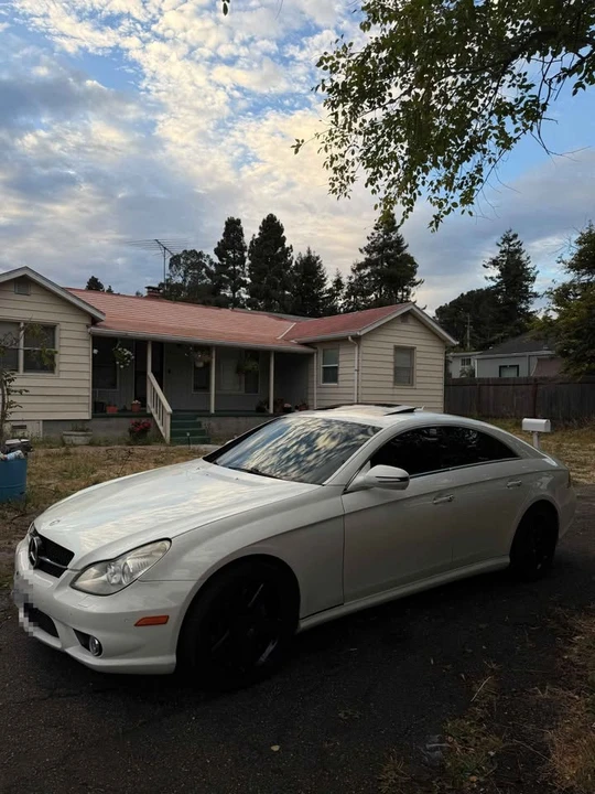 2011 Mercedes-Benz C218 CLS-Class - Image 3 of 10