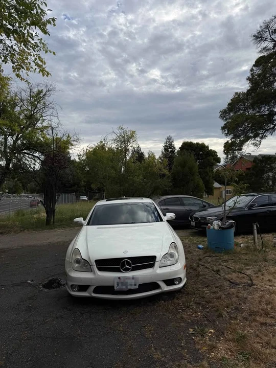 2011 Mercedes-Benz C218 CLS-Class - Image 4 of 10