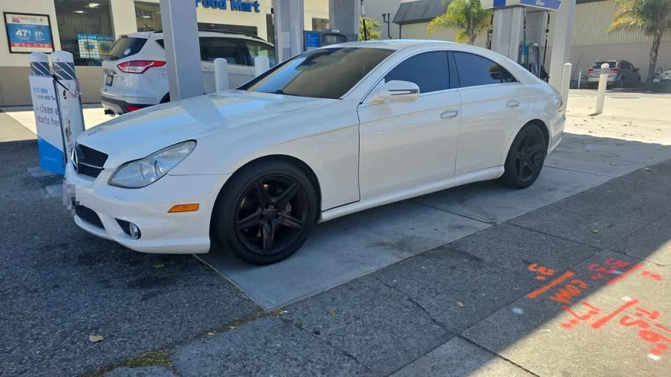 2011 Mercedes-Benz C218 CLS-Class - Image 10 of 10
