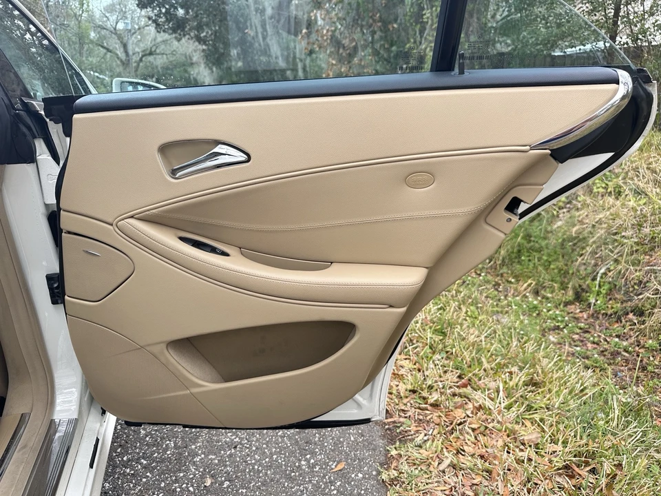 2011 Mercedes-Benz C218 CLS-Class - Image 17 of 21