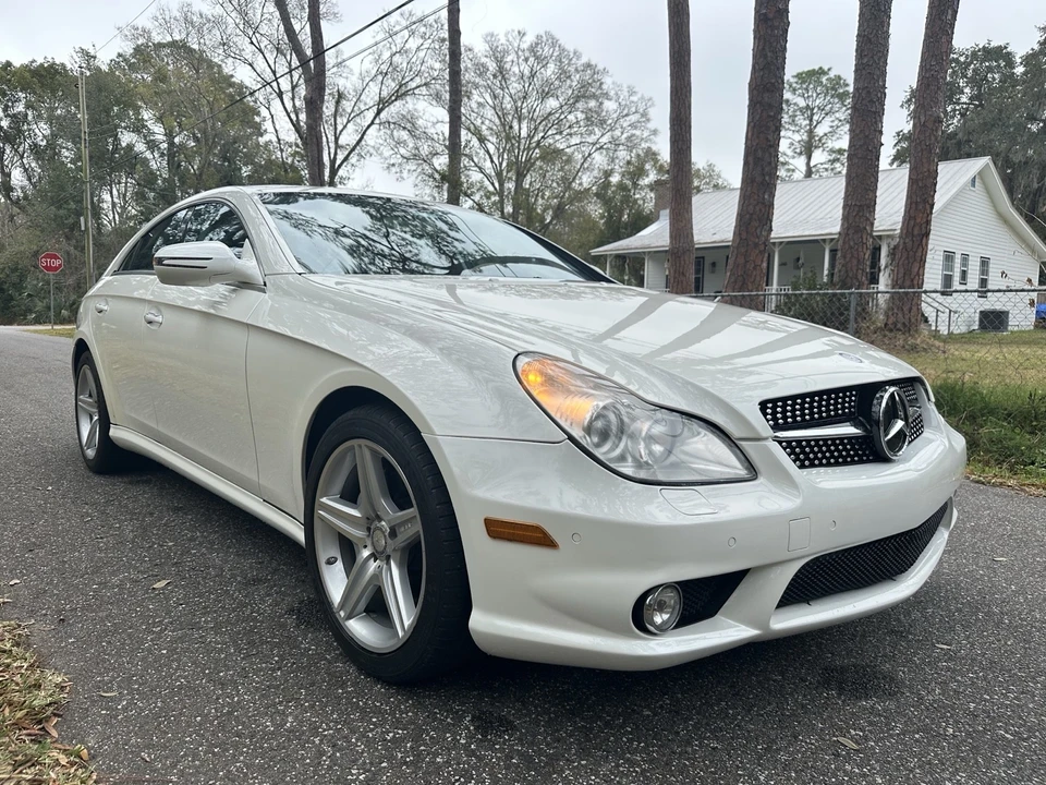 2011 Mercedes-Benz C218 CLS-Class - Image 3 of 21