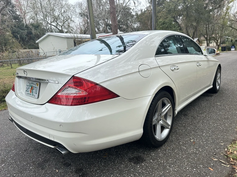 2011 Mercedes-Benz C218 CLS-Class - Image 7 of 21