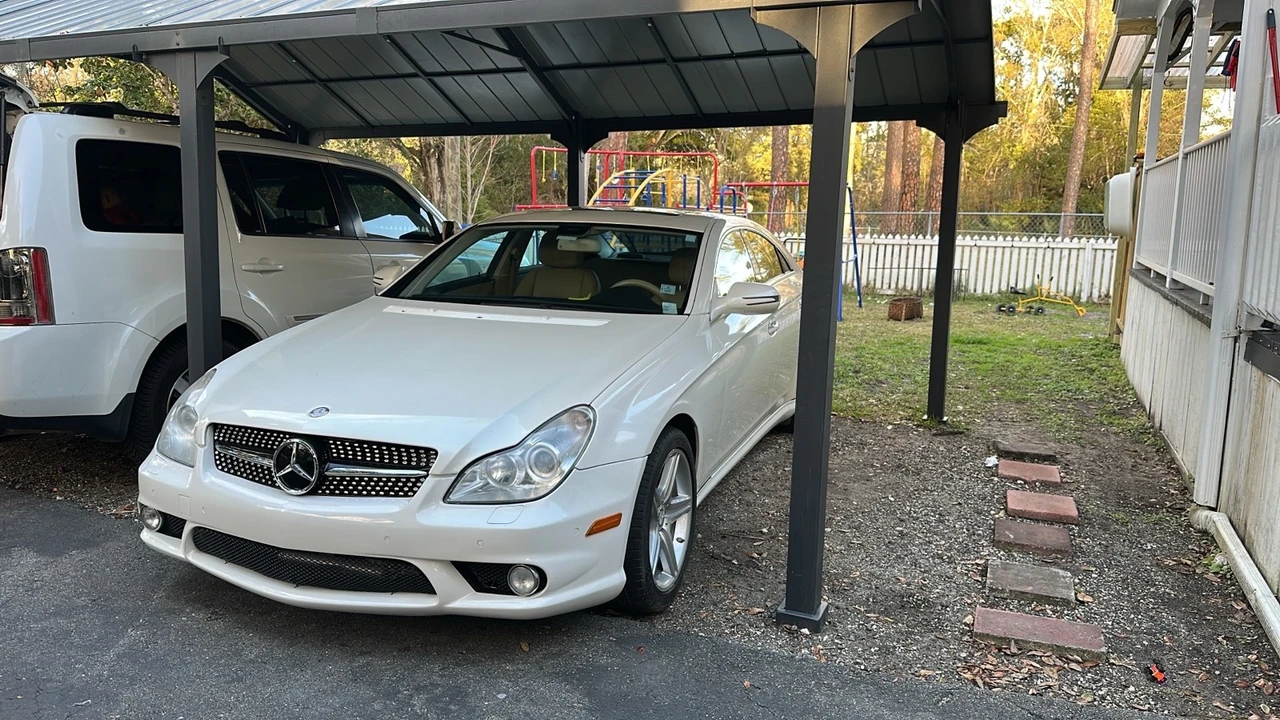 2011 Mercedes-Benz C218 CLS-Class - Image 11 of 21