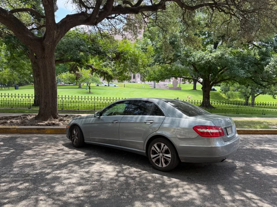 2011 Mercedes-Benz W212 E-Class - Image 2 of 11