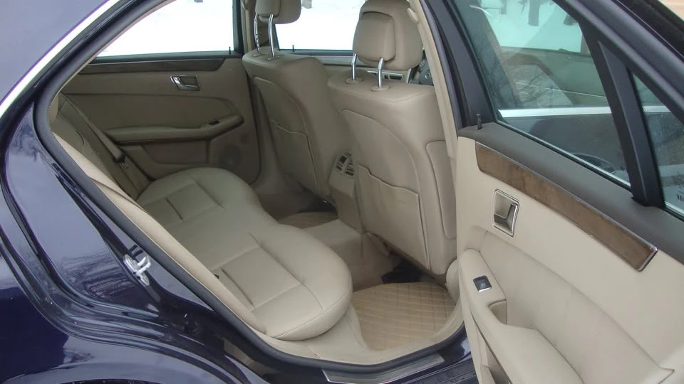 2011 Mercedes-Benz W212 E-Class - Image 7 of 8