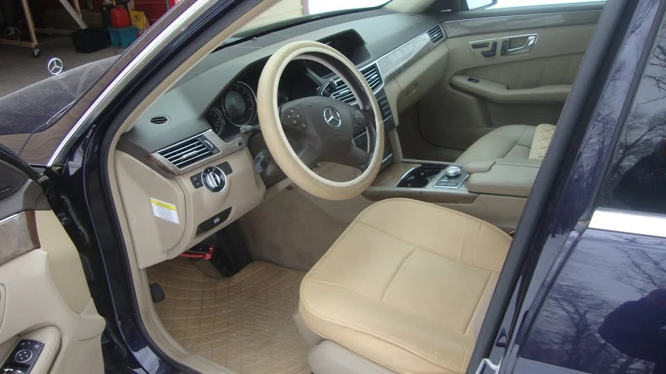 2011 Mercedes-Benz W212 E-Class - Image 5 of 8