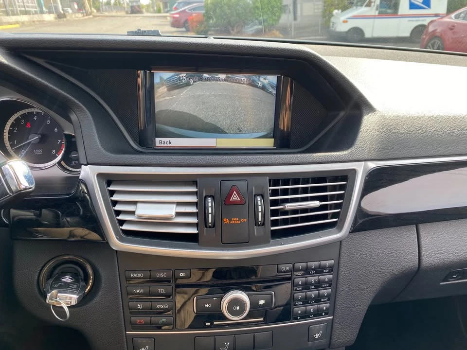 2011 Mercedes-Benz W212 E-Class - Image 15 of 16